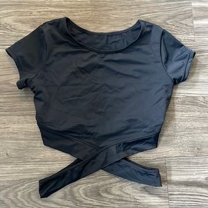 Black Dance/Rave/Workout Short Sleeve Crop Top - M